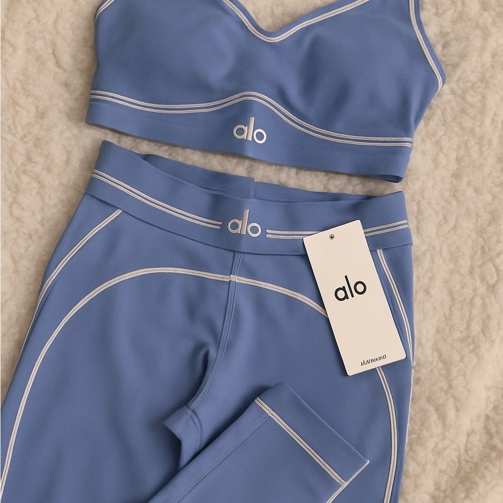 Alo Blue Sports Bra and Leggings Set